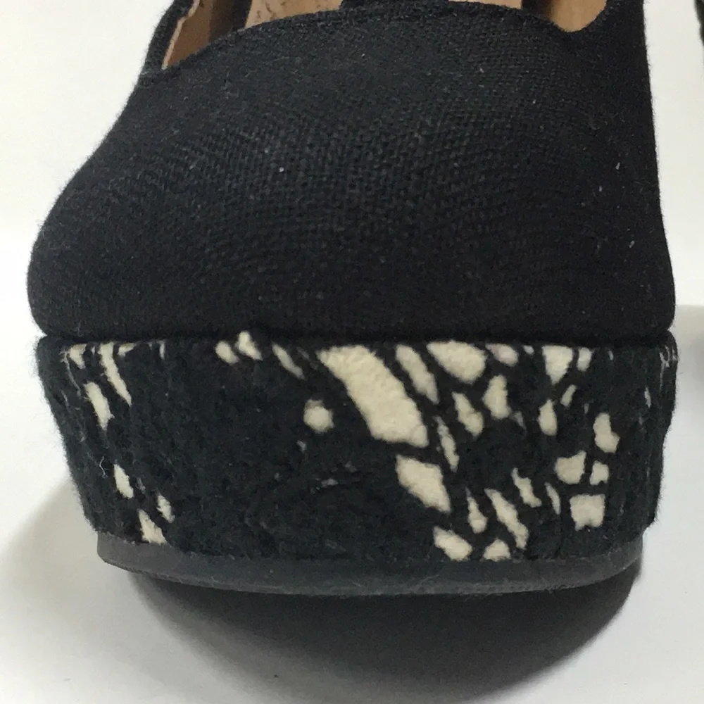 LADIES’ Soda Glenda Black Lace Wedges (7.5M)